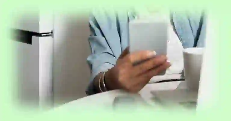 Hold Smartphone